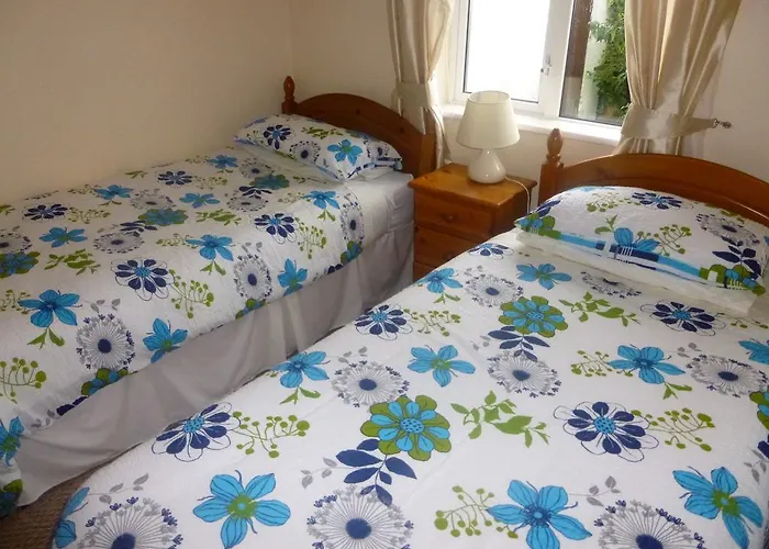 The Ocean Wave Bed & Breakfast Bed & Breakfast